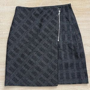 NWOT LOFT Plaid Skirt with Zipper Detail